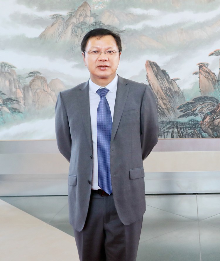 01曾鈁  監事會主席  全國政協委員、北京諦恒集團董事長.jpg